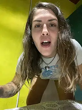 Snapshot of isadelasestrellas chatting on March 13, 2025, 5:50 pm isadelasestrellas online show from March 13, 2025, 5:50 pm