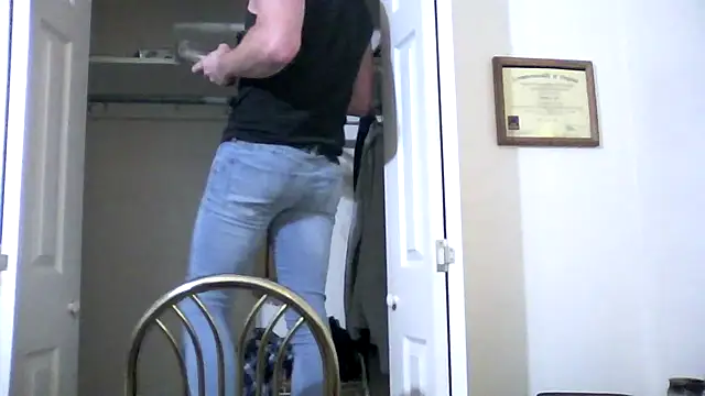 Snapshot of dcrick978 chatting on November 18, 2025, 4:38 am dcrick978 online show from November 18, 2025, 4:38 am