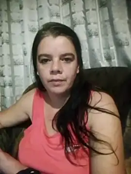 Snapshot of Hornyparratjie chatting on April 13, 2026, 10:25 pm Hornyparratjie online show from April 13, 2026, 10:25 pm