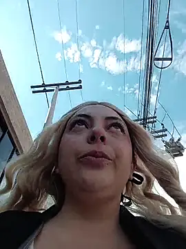 madelaine- online show from February 18, 2026, 6:48 pm