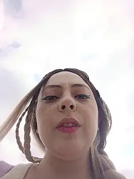 madelaine- online show from October 22, 2025, 7:46 pm