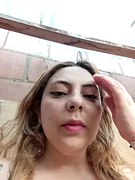 madelaine- online show from March 26, 2026, 5:44 pm