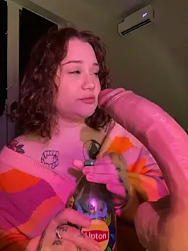 DaisyBooom online show from January 30, 2025, 7:15 pm