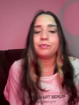 valentina jonnes1 online show from May 23, 2026, 6:23 am