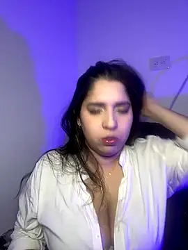 valentina jonnes1 online show from December 17, 2025, 7:35 am