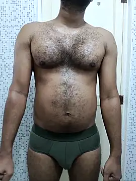 Snapshot of RKumar1994 chatting on April 18, 2026, 5:54 am RKumar1994 online show from April 18, 2026, 5:54 am