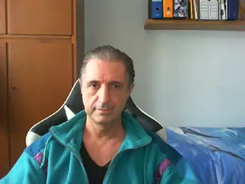 lliuk70mi online show from December 14, 2024, 1:59 pm