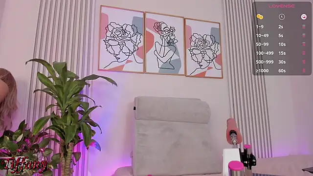 Snapshot of Tiffany_Sims1 chatting on March 10, 2025, 3:34 am Tiffany Sims1 online show from March 10, 2025, 3:34 am