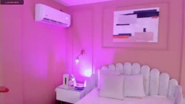 zia cooper online show from December 20, 2025, 7:06 pm