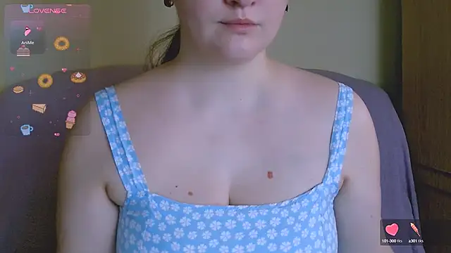 ChubbyMaia online show from February 28, 2025, 12:31 pm