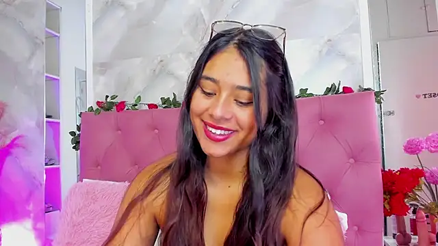 AnnaQueen  online show from October 22, 2025, 4:17 pm