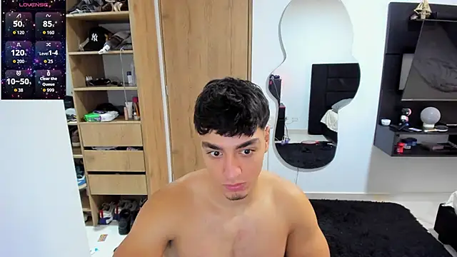 Snapshot of Cristhian_Evans chatting on September 20, 2025, 2:33 pm Cristhian Evans online show from September 20, 2025, 2:33 pm