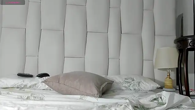 Regiina Doll online show from February 11, 2025, 7:02 am