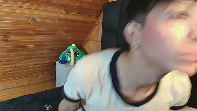 Snapshot of Justyn_Ross chatting on October 23, 2025, 5:50 am Justyn Ross online show from October 23, 2025, 5:50 am