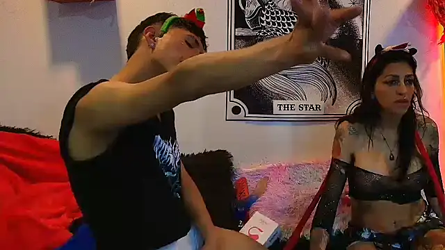 Snapshot of Justyn_Ross chatting on November 27, 2025, 12:55 am Justyn Ross online show from November 27, 2025, 12:55 am