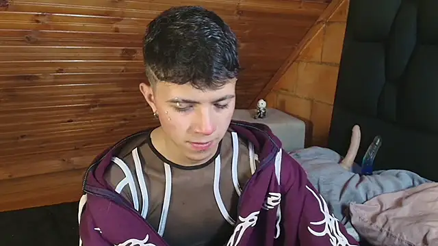 Snapshot of Justyn_Ross chatting on October 27, 2025, 8:21 pm Justyn Ross online show from October 27, 2025, 8:21 pm