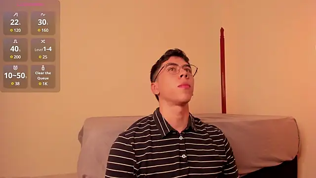 Snapshot of Alexx_oconnor chatting on February 25, 2025, 4:35 pm Alexx oconnor online show from February 25, 2025, 4:35 pm