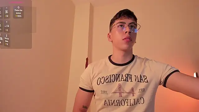 Snapshot of Alexx_oconnor chatting on January 23, 2025, 6:39 am Alexx oconnor online show from January 23, 2025, 6:39 am