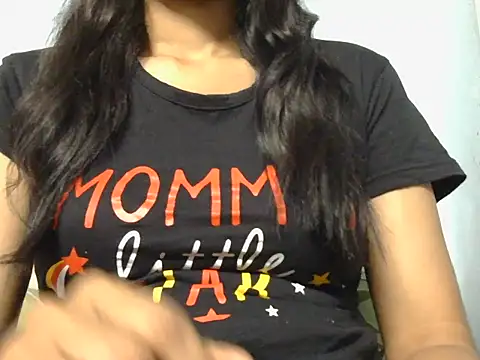 Snapshot of Thimiralagi chatting on February 3, 2026, 2:33 pm Thimiralagi online show from February 3, 2026, 2:33 pm