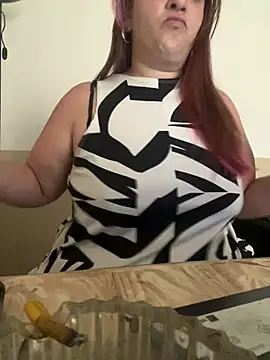 Popinasq online show from February 16, 2026, 6:39 pm