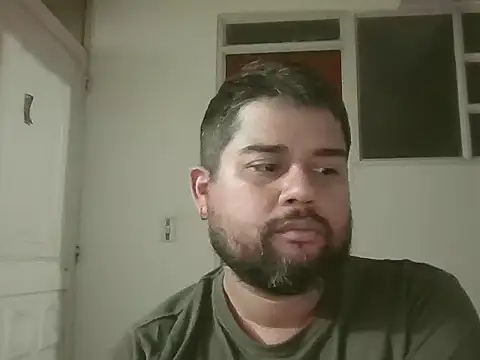 GABRIELGARCIA1313 online show from February 26, 2026, 11:05 pm