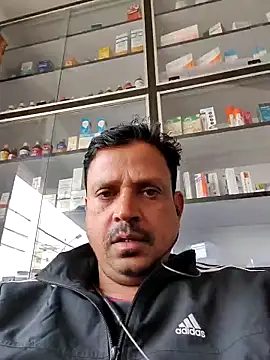 Snapshot of Raj1043 chatting on December 15, 2025, 5:57 am Raj1043 online show from December 15, 2025, 5:57 am