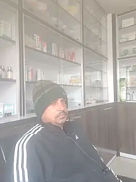 Raj1043 online show from December 19, 2025, 5:21 am