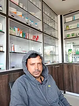 Snapshot of Raj1043 chatting on December 5, 2025, 6:12 am Raj1043 online show from December 5, 2025, 6:12 am