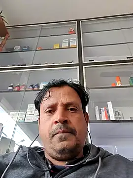 Snapshot of Raj1043 chatting on November 15, 2025, 5:11 am Raj1043 online show from November 15, 2025, 5:11 am