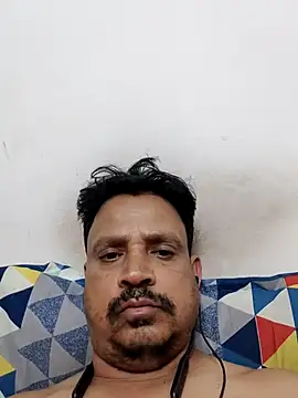 Snapshot of Raj1043 chatting on February 27, 2025, 6:42 pm Raj1043 online show from February 27, 2025, 6:42 pm