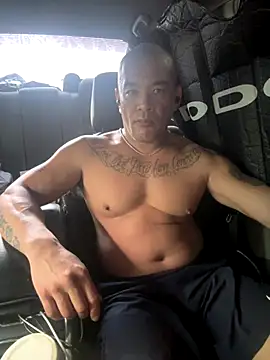 EatMyCake831 online show from December 21, 2025, 5:25 pm