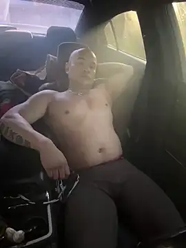 Snapshot of EatMyCake831 chatting on January 26, 2025, 4:30 pm EatMyCake831 online show from January 26, 2025, 4:30 pm