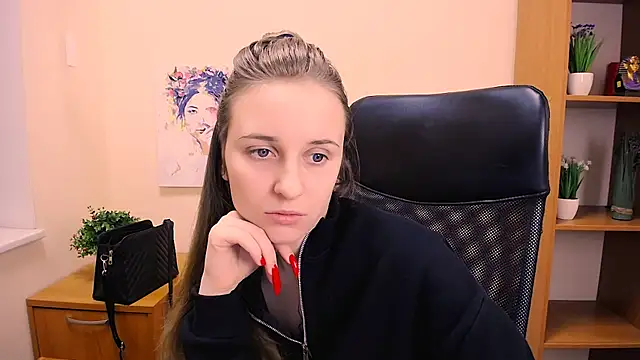  Nicole new online show from January 18, 2025, 3:16 pm