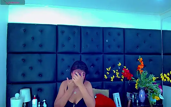 Isalombardi online show from February 19, 2026, 3:03 am