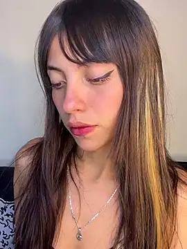 Snapshot of MiaGoth_ chatting on June 27, 2026, 1:55 am MiaGoth online show from June 27, 2026, 1:55 am