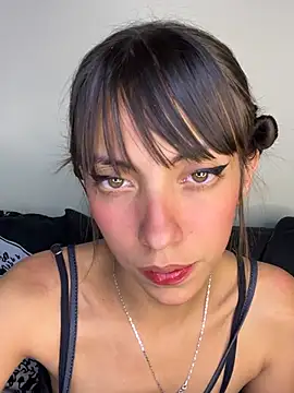 Snapshot of MiaGoth_ chatting on June 26, 2026, 3:12 am MiaGoth online show from June 26, 2026, 3:12 am