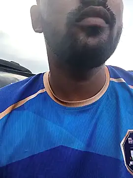 yourboy2000   online show from October 2, 2025, 3:10 am