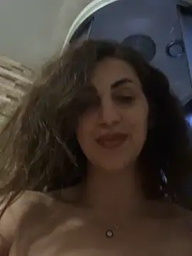 Snapshot of EmaSkyes chatting on October 3, 2025, 7:15 pm EmaSkyes online show from October 3, 2025, 7:15 pm