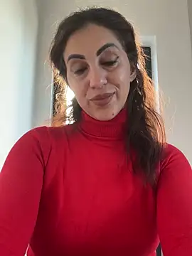 Snapshot of EmaSkyes chatting on October 20, 2025, 6:26 am EmaSkyes online show from October 20, 2025, 6:26 am