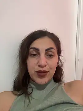 Snapshot of EmaSkyes chatting on October 16, 2025, 6:43 am EmaSkyes online show from October 16, 2025, 6:43 am