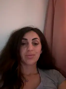 Snapshot of EmaSkyes chatting on November 16, 2025, 2:00 pm EmaSkyes online show from November 16, 2025, 2:00 pm