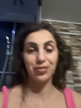 Snapshot of EmaSkyes chatting on November 24, 2025, 9:26 pm EmaSkyes online show from November 24, 2025, 9:26 pm