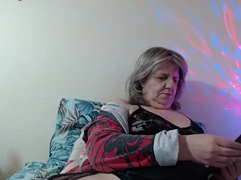 sweet cats bg online show from February 1, 2025, 9:08 pm