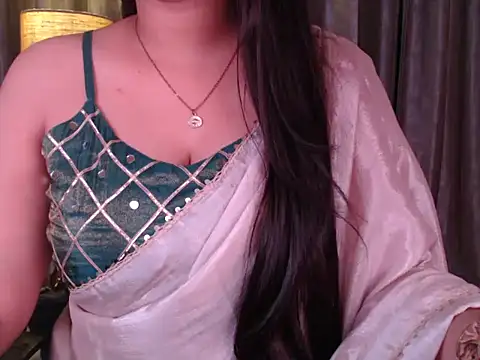 Snapshot of Sexy_Myra18 chatting on November 3, 2025, 3:56 am Sexy Myra18 online show from November 3, 2025, 3:56 am