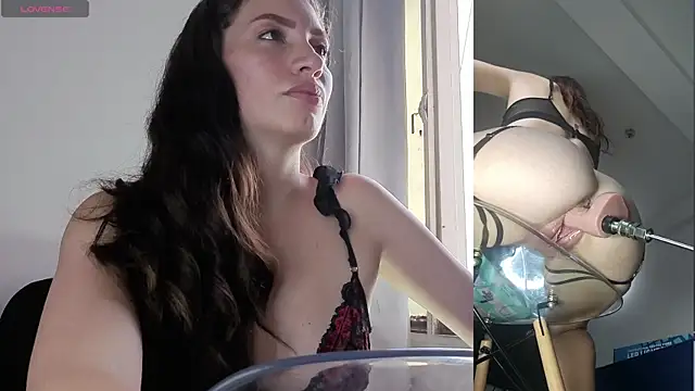 Snapshot of aurelialux chatting on October 29, 2025, 9:14 pm aurelialux online show from October 29, 2025, 9:14 pm