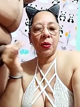 Snapshot of MATTHEW_MRANDA chatting on February 11, 2026, 11:48 pm MATTHEW MRANDA online show from February 11, 2026, 11:48 pm