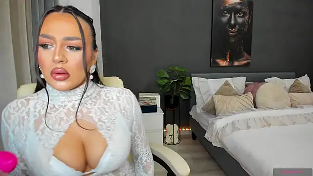 Snapshot of Sonia__Rey chatting on May 1, 2026, 6:13 pm Sonia Rey online show from May 1, 2026, 6:13 pm