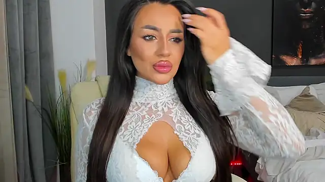 Snapshot of Sonia__Rey chatting on October 2, 2025, 3:54 am Sonia Rey online show from October 2, 2025, 3:54 am