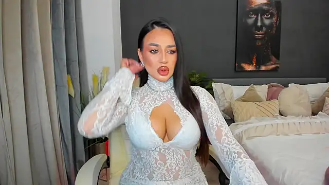 Snapshot of Sonia__Rey chatting on December 5, 2025, 12:54 am Sonia Rey online show from December 5, 2025, 12:54 am