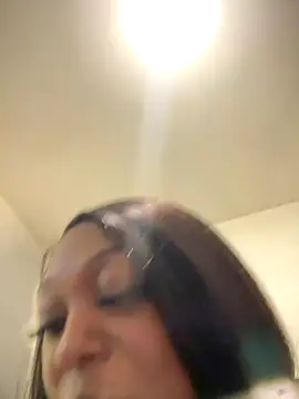 honeybrow online show from October 29, 2025, 9:36 pm